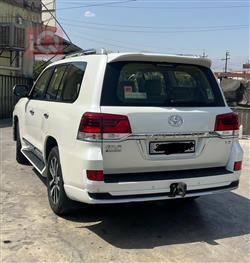 تويوتا لاندكروزر